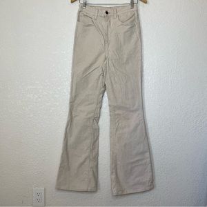 Levi’s 70’s high flare corduroy Ivory